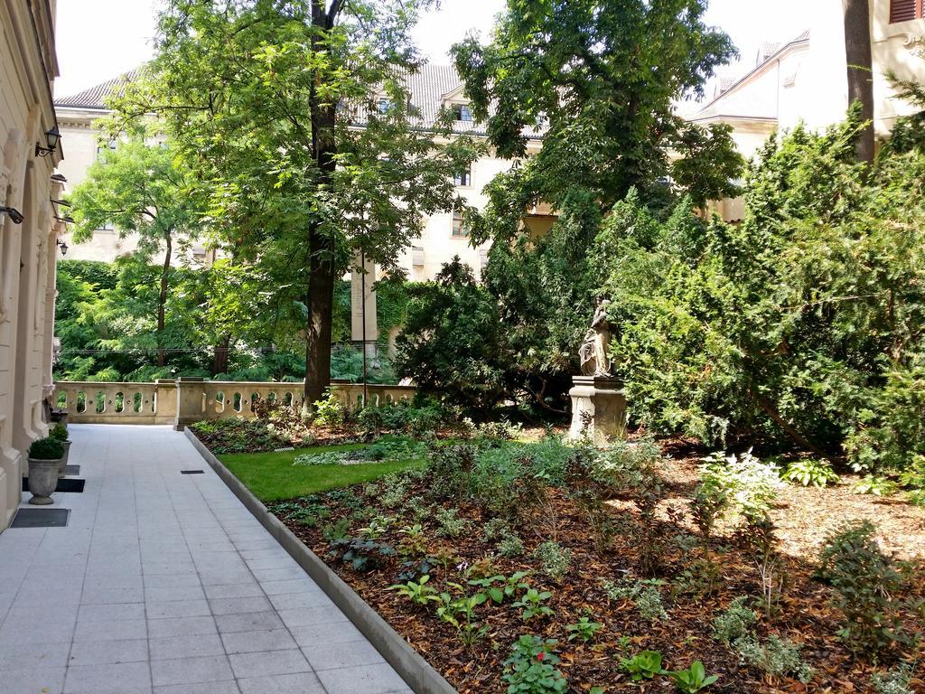 Hotel Svaty Jan Πράγα Εξωτερικό φωτογραφία