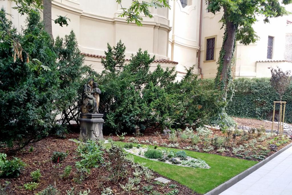 Hotel Svaty Jan Πράγα Εξωτερικό φωτογραφία