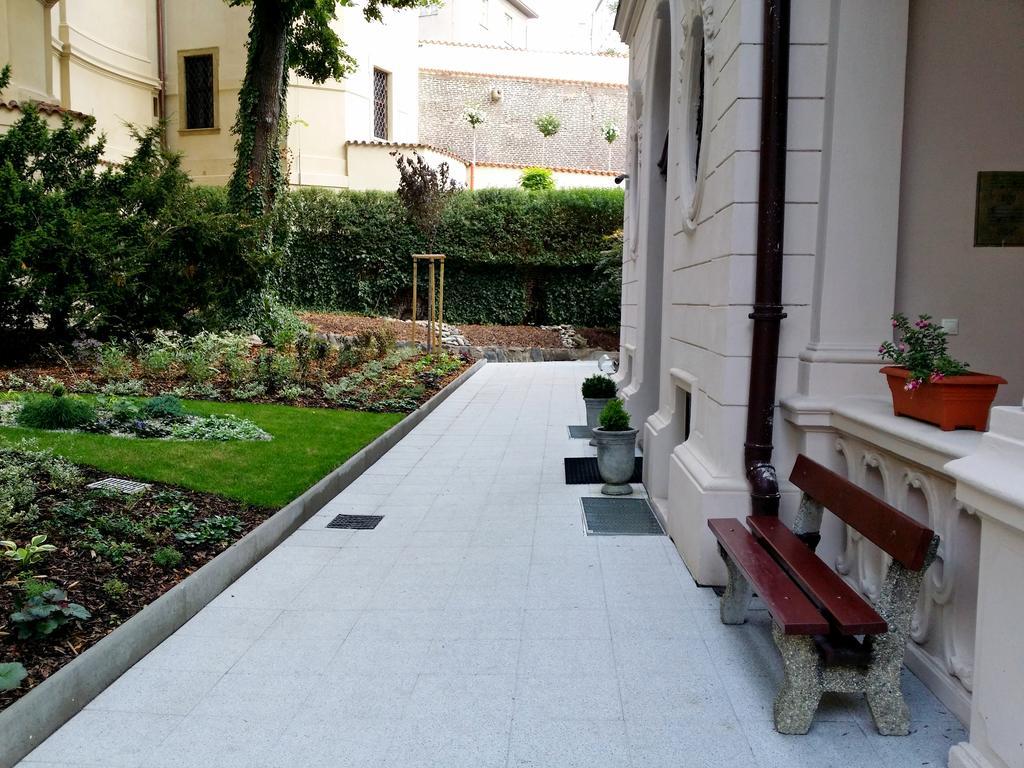 Hotel Svaty Jan Πράγα Εξωτερικό φωτογραφία